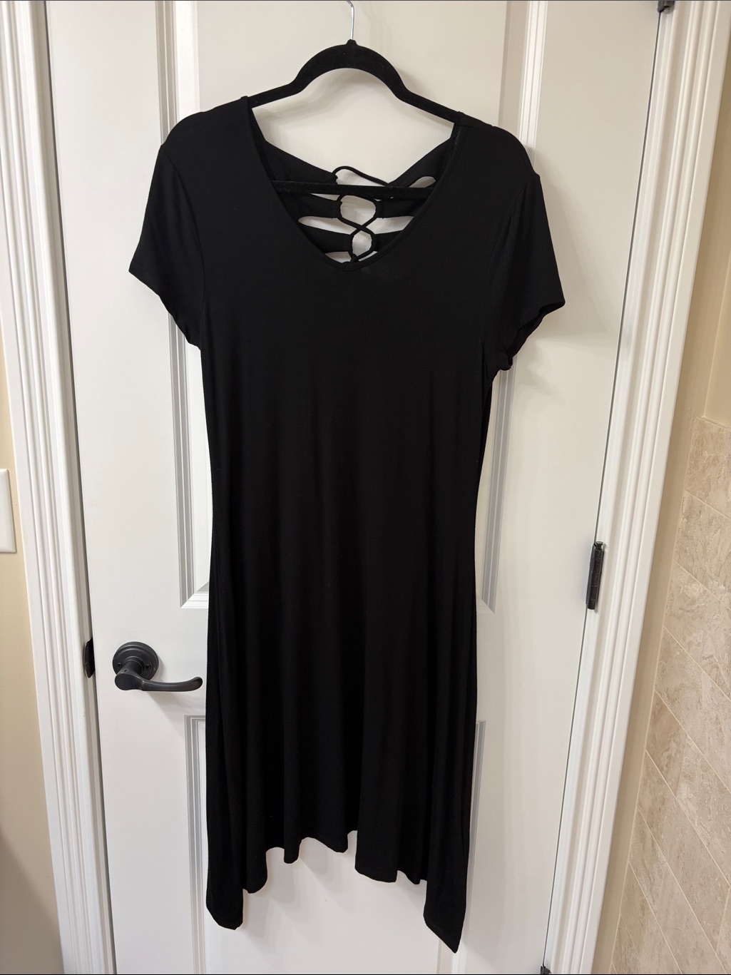Chico's Black Short Sleeve Midi Dress With Strappy Back Chicos Size 1 (8-10)
